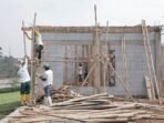 Relawan Santri Ganjar Kerja Bakti Bangun Gedung Organisasi Keagamaan