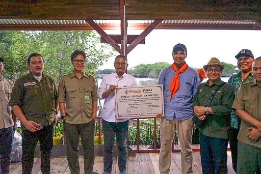 Tekan Emisi Karbon, MUJ Dirikan Rumah Edukasi dan Tanam 7.000 Mangrove di Pesisir Utara Jabar