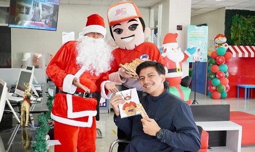 JNE Melangkah Bersama dengan Semangat Mengasihi untuk Indonesia di Natal 2023