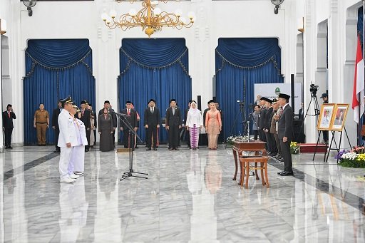 Pj Gubernur Jabar Bey Machmudin Lantik 3 Pimpinan Daerah