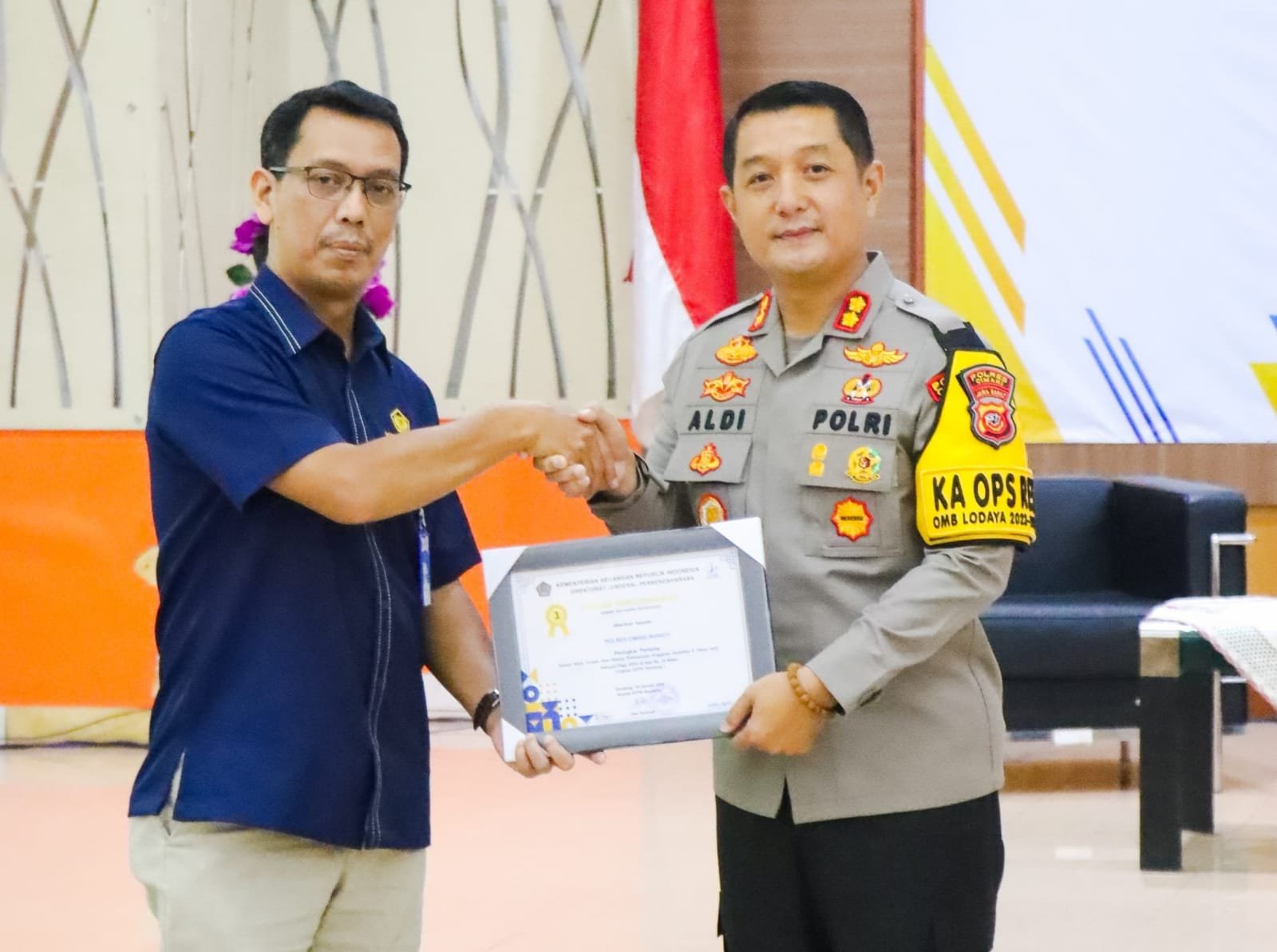 Polres Cimahi Mendapat Penghargaan Ikpa 2023 Dengan Nilai 99,99 Persen