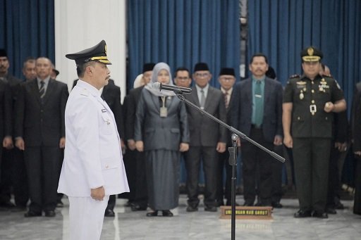 Lantik Pj Bupati Garut, Bey Machmudin: Cepat Adaptasi dan Bekerja