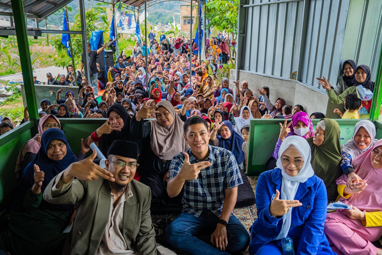 Gelar Bazar Murah Sembako di Cimahi, Rasyid Rajasa: Kita Bersama Bukan hanya Sampai Pemilu