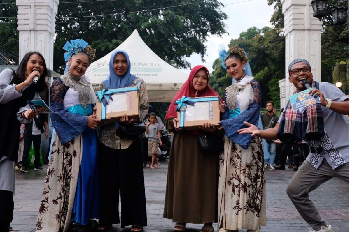 bank bjb Hidupkan Tradisi Haji Geyot untuk Meriahkan Ramadan dan Menjelang Buka Puasa