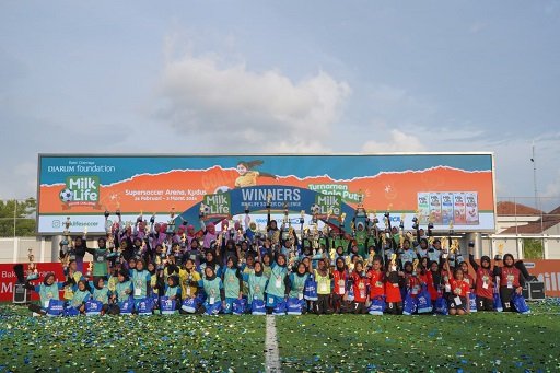 SDN Jambean 02 Pati dan SDUT Bumi Kartini Jepara Raih Gelar Juara di Gelaran MilkLife Soccer Challlenge