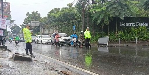 Kendaraan Padati Kawasan Wisata Lembang pada H+2 Lebaran