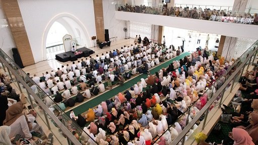 Peresmian Masjid Raya Al-Azhar Podomoro Park Dihadiri Ribuan Jamaah