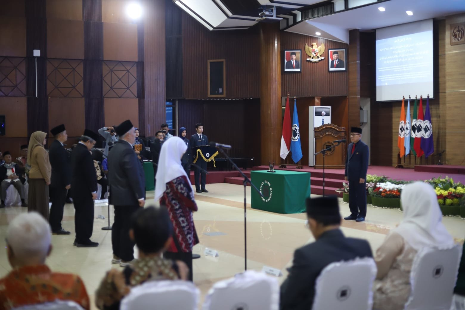 Lantik Lima Dekan, Prof Edi: Pertahankan Unisba Sebagai Perguruan Tinggi Unggul