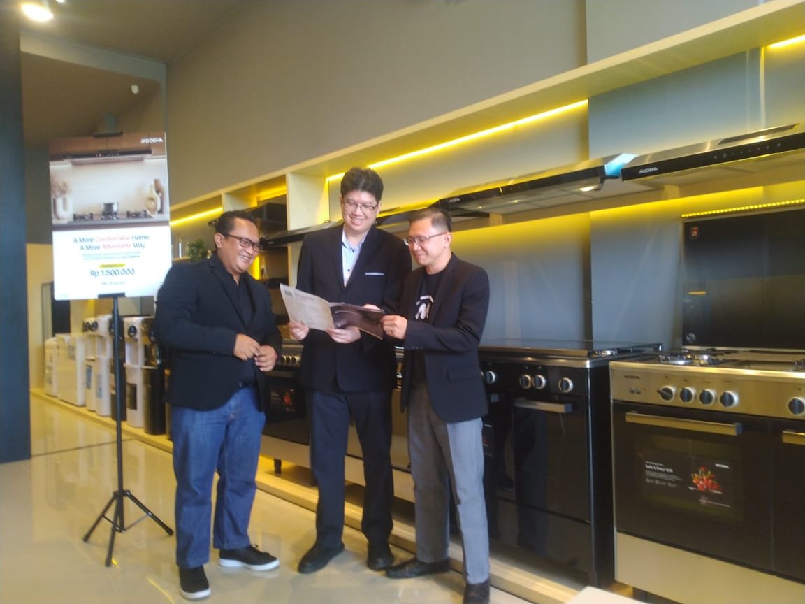 Mudahkan Konsumen Bandung Timur, Modena Home Center Hadir di Summarecon