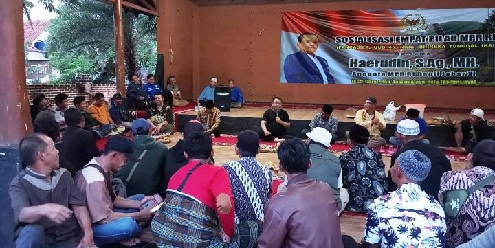 Anggota MPR RI Muhammad Hoerudin Amin Gelar Sosialisasi Empat Pilar Kebangsaan di Padepokan Manda Agung, Kabupaten Garut
