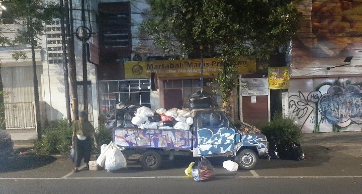 Walhi Jabar Desak Pergub Larangan Pembuangan Sampah Organik ke TPA Sarimukti