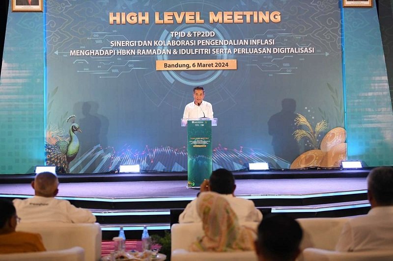 Penjabat Gubernur Jabar, Bey Machmudin Minta TPID Bekerja Lebih Efektif