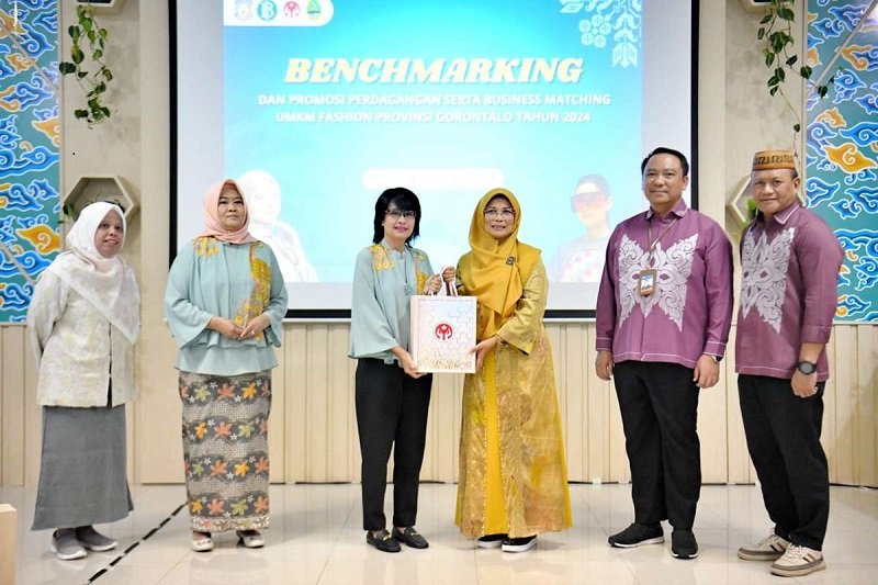 Jawa Barat dan Gorontalo Jalin Kolaborasi Promosi Produk UMKM, Penjabat Ketua Dekranasda Jabar Amanda Soemedi Bey Machmudin Sebut Momentum Pemupuk Semangat