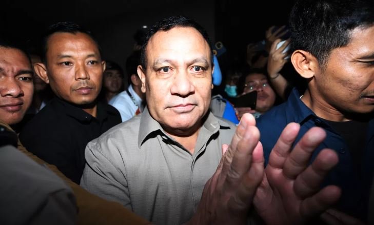 SYL Ngaku Serahkan Rp1,3 M ke Firli Bahuri, Polisi: Sudah Ada di BAP