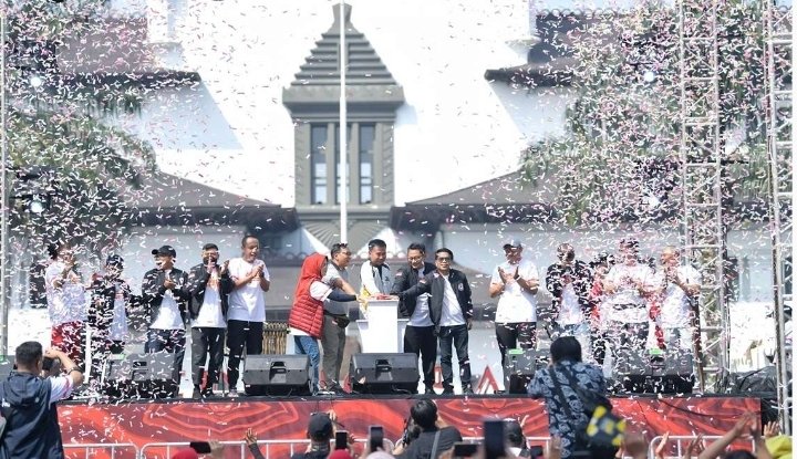 HARSIARDA 2024, Penjabat Gubernur Jabar, Bey Machmudin Ajak Masyarakat Kembali Menonton TV dan Mendengarkan Radio