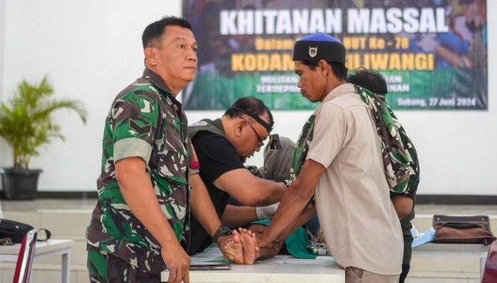 Peringati HUT ke-78 Kodam III/Siliwangi, Kodim 0605/Subang Gelar Khitanan Massal Gratis