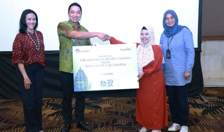 AXA Mandiri Gelar Rangkaian Kegiatan Sosial, Literasi Kesehatan-Keuangan dan Pelestarian Lingkungan di Yogyakarta