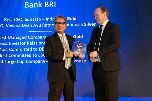 Direktur Utama BRI Sunarso Dinobatkan Sebagai The Best CEO, BRI Borong 11 Penghargaan Internasional Dari Finance Asia