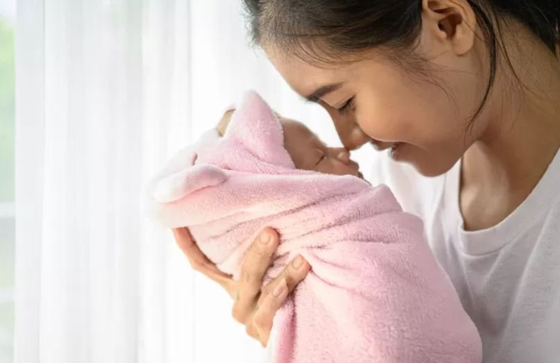 Ibu Melahirkan Dapat Cuti 6 Bulan, 4 Bulan Pertama Terima Upah Full