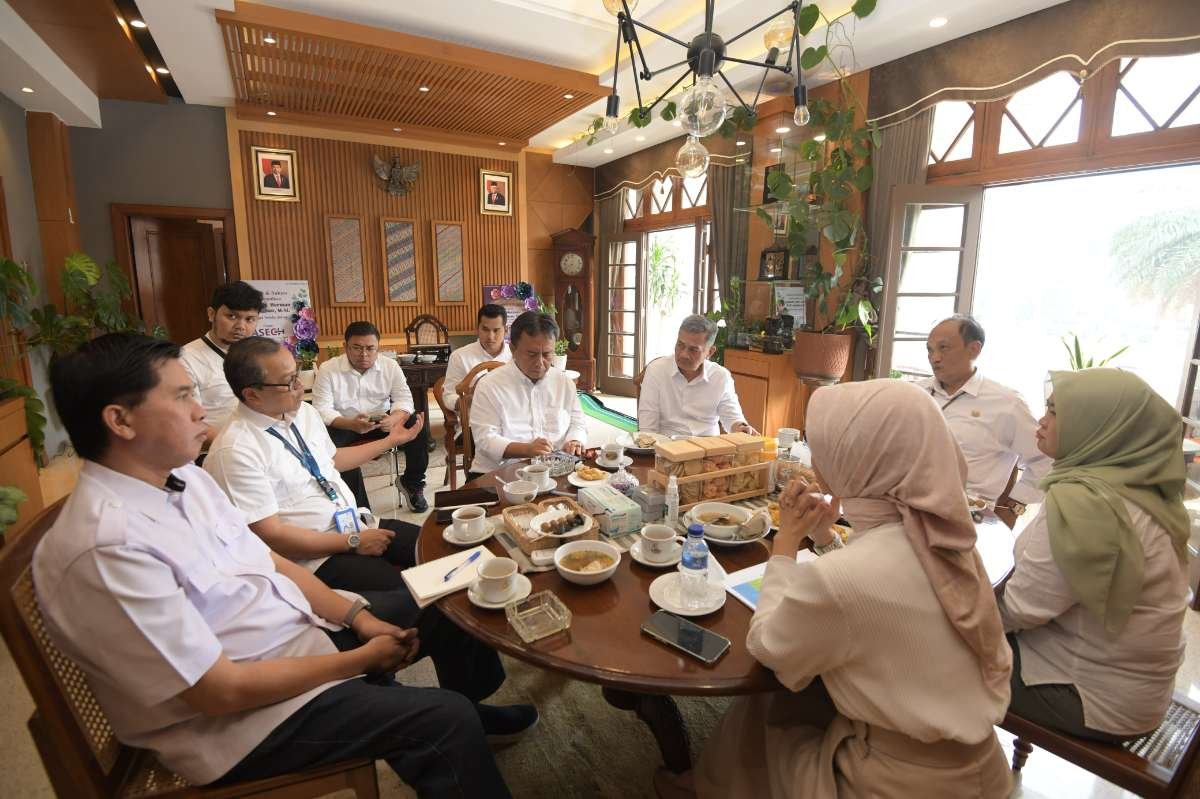 Kurangi Pengangguran SMK, Sekda Jabar Herman Suryatman Tandaskan Teaching Factory Harus Dimatangkan