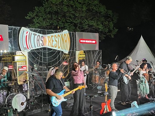 Barasuara dan Efek Rumah Kaca Berbagi Emosi dalam Lintas Resonan