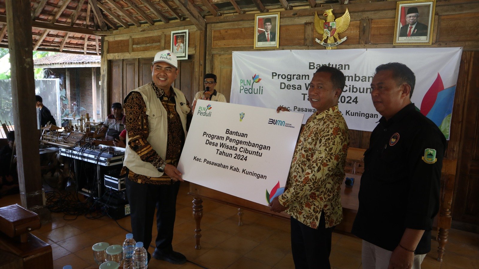 Dukung Pemberdayaan Masyarakat, Program PLN Peduli Kembangkan Desa Wisata Cibuntu