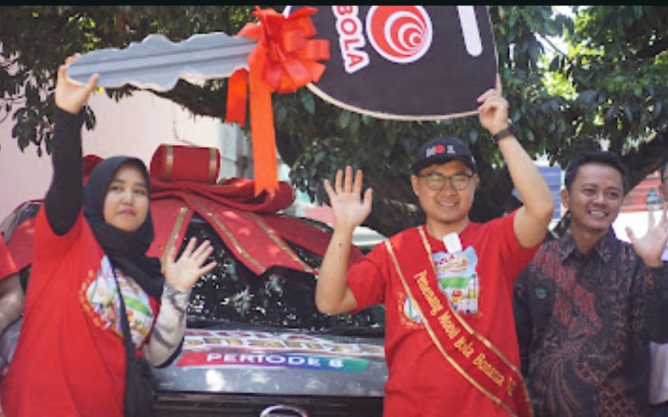 Bola Bonanza, FKS Multi Agro Apresiasi Pengrajin Tahu dan Tempe dengan Hadiah dan Modal Usaha