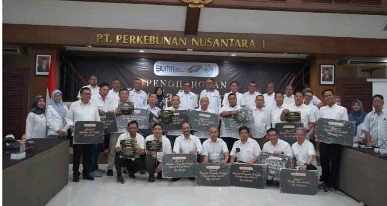 PTPN I Regional 2 Berikan Apresiasi Kinerja Semester I 2024
