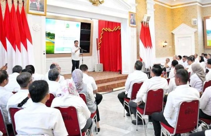 Serap Informasi ASN Kota Bogor, Pj. Gubernur Jawa Barat, Bey Machmudin Tegaskan Sinergi Kunci Pencapaian Pembangunan Makro Jabar
