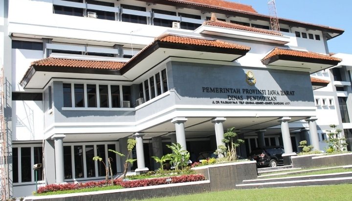 Anggaran ‘Siluman’ PPDB di Disdik Jabar, Pejabat PSMA Berkelit dan Pilih Bungkam