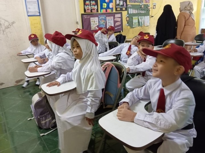 Hari Pertama Sekolah di Kota Bandung,Pj Minta Sekolah Fokus pada Kenyamanan Siswa