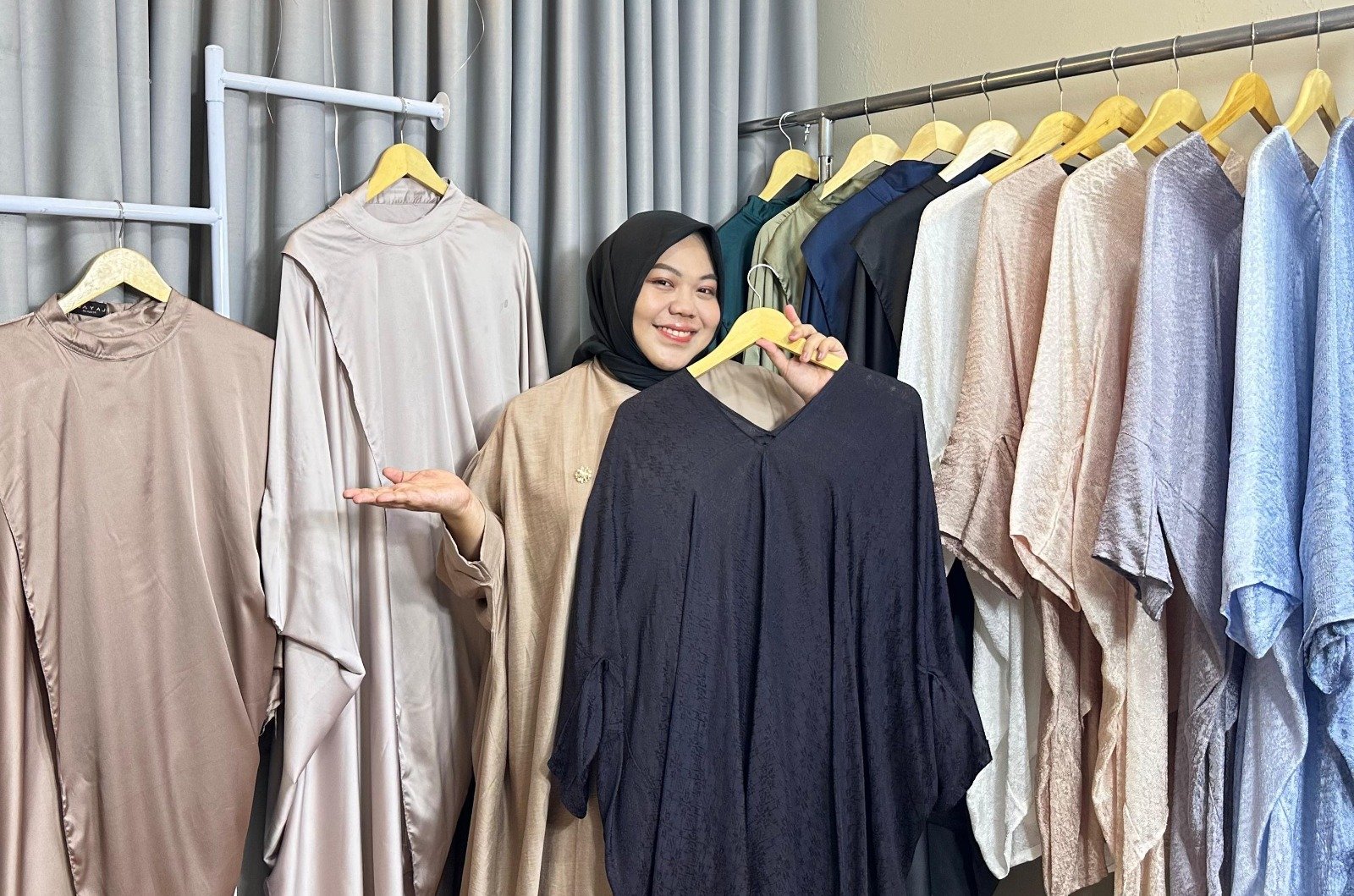 Tianira, Ibu Rumah Tangga yang Sukses Berkat TikTok
