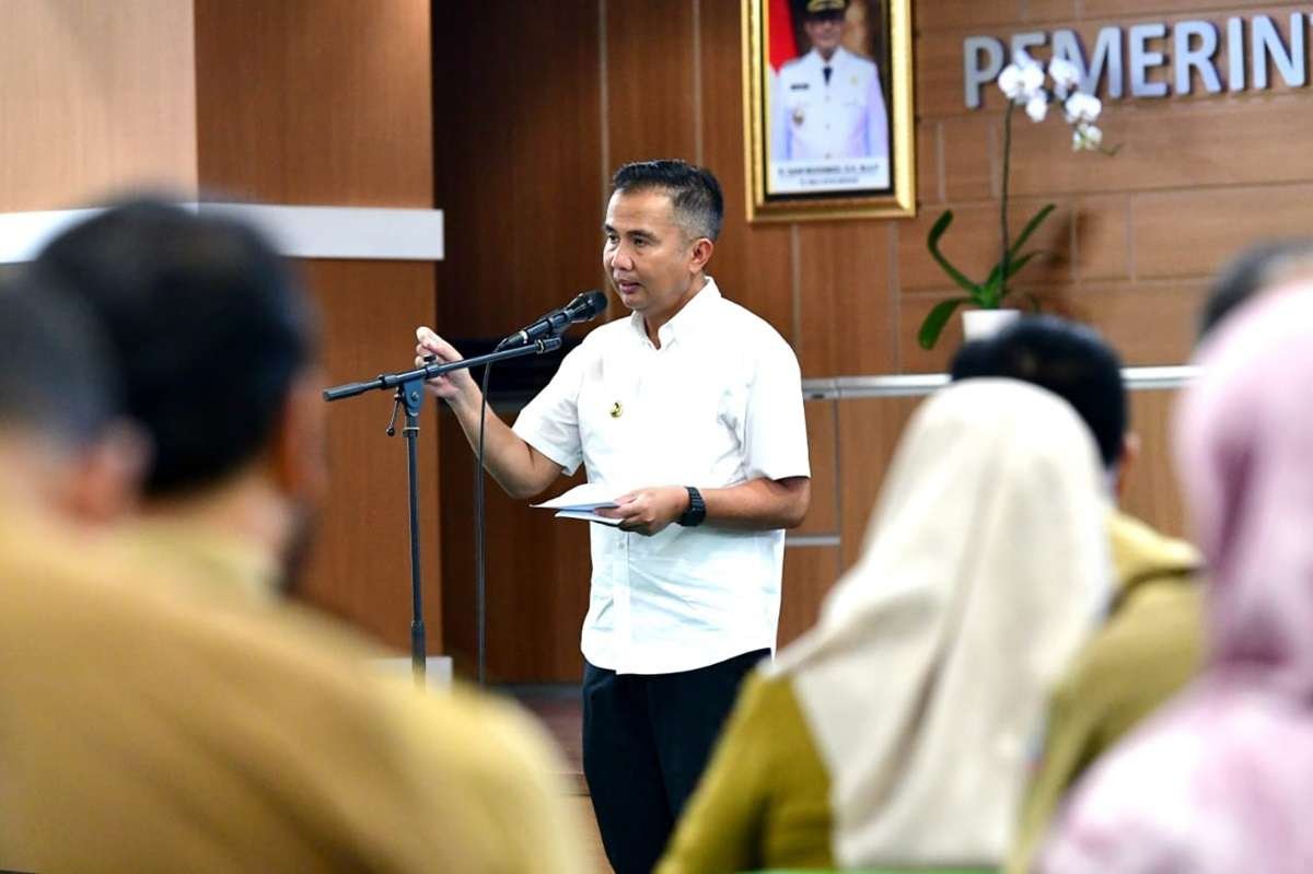 Penjabat Gubernur Jabar Bey Machmudin Ajak Camat – Lurah Fokus Bangun IPM