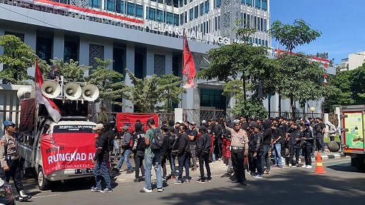 Kejati Didesak Tuntaskan Kasus dan Menahan Tersangka Korupsi di Majalengka