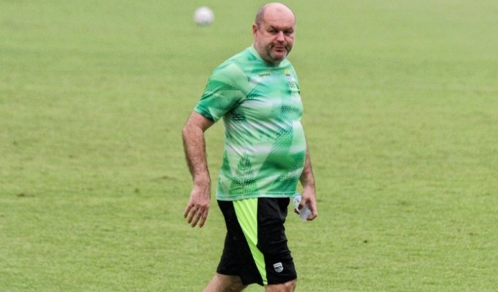 Jelang Lawan PSBS Biak, Pelatih Persib Bandung, Bojan Hodak Puas dengan Gim Internal
