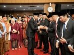 50 Anggota DPRD Kota Bandung Periode 2024-2029 Resmi Dilantik, Pj. Gubernur Jabar Bey Machmudin Beri Ucapan Selamat