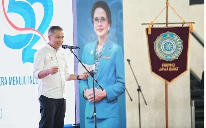 Hari Kesatuan Gerak PKK 2024, Pj. Gubernur Jawa Barat Bey Machmudin Refleksi Peran Strategis PKK dalam Pembangunan Masyarakat