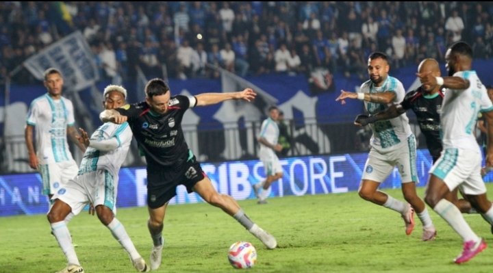 Persib Bandung Lawan Arema FC, Jadi Laga Sulit untuk Pengeran Biru, Tenang Bojan Hodak Sudah Siapkan Strategi