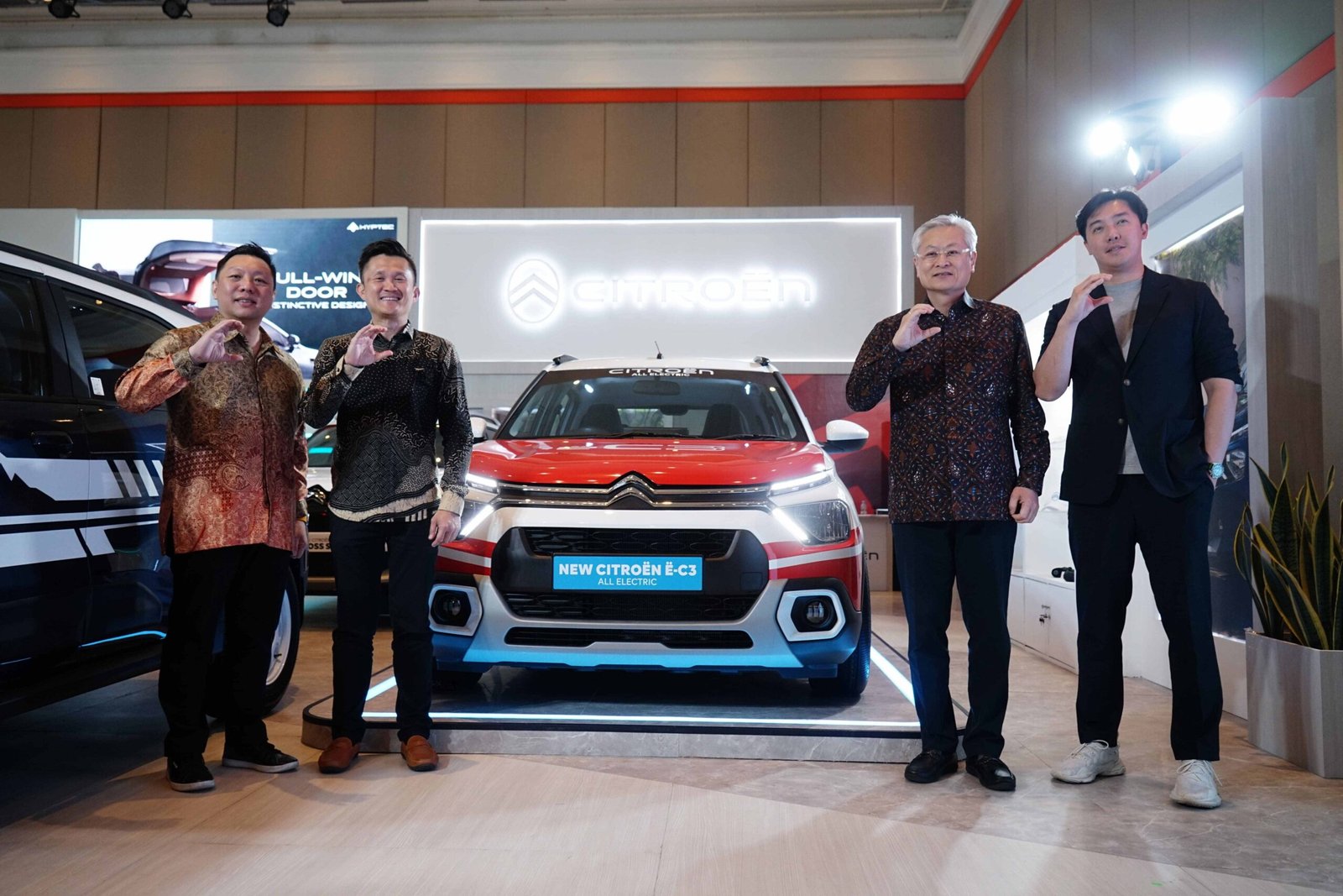Citroën Hadirkan Mobil Modifikasi dan Program Penjualan Menarik di GIIAS Bandung 2024