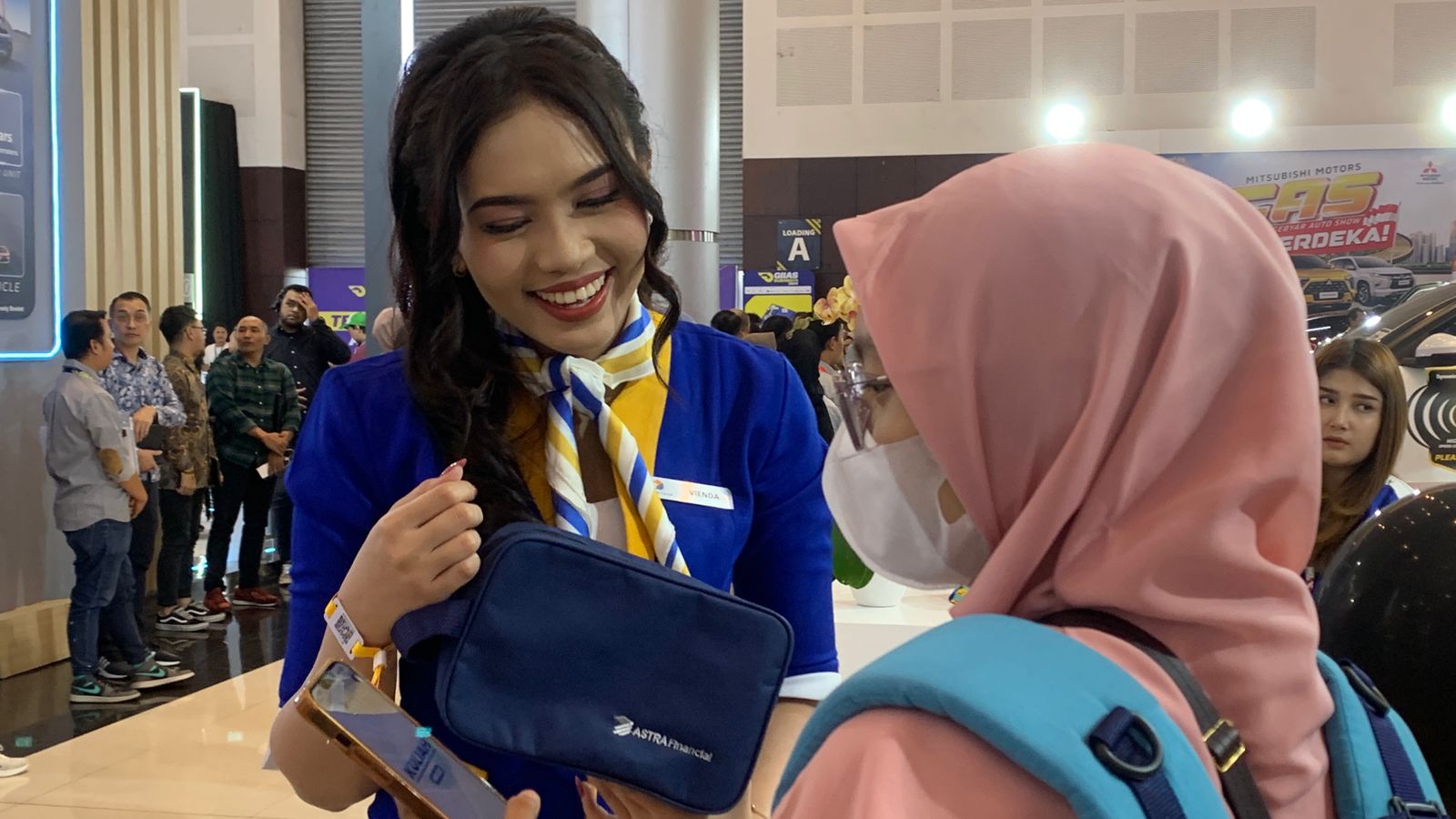 Astra Financial Catatkan Transaksi Positif  di GIIAS Jakarta dan Surabaya 2024
