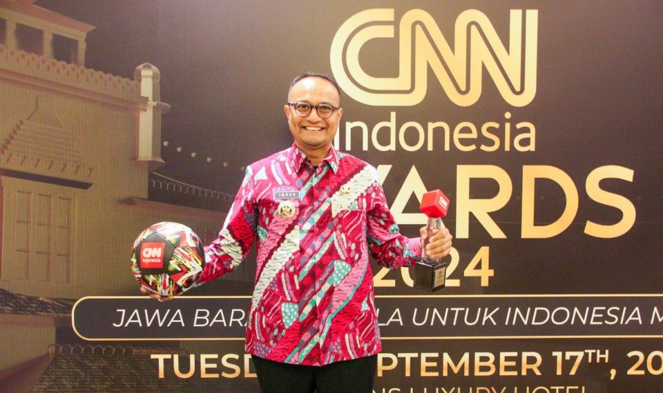 Kabupaten Subang Terima Penghargaan CNN Indonesia Awards