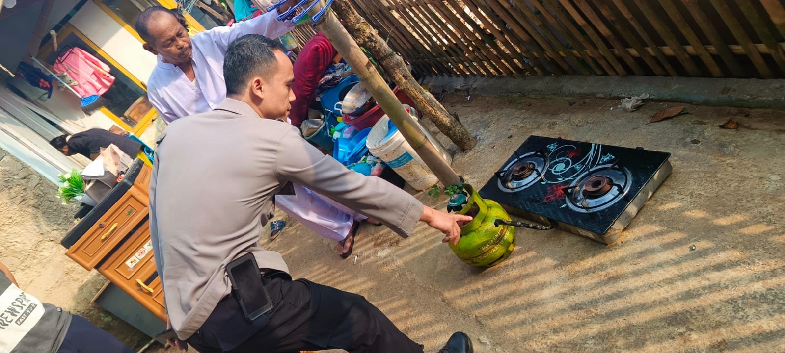Gas 3 Kilogram Bocor, Enam Warga di Cikalongwetan Bandung Barat Alami Luka Bakar