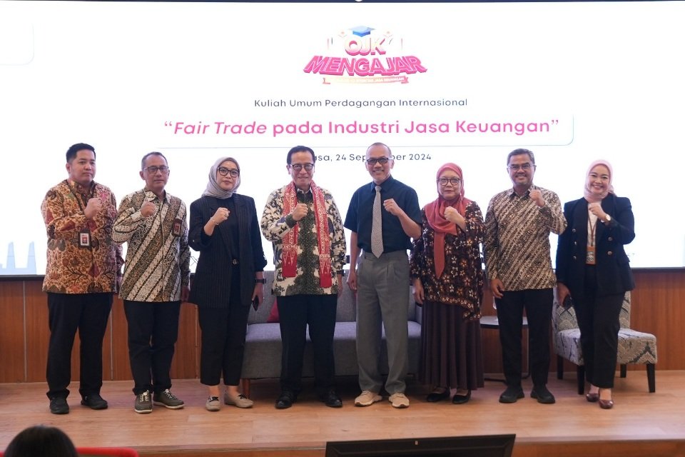 300 Mahasiswa Unpad Ikuti Kuliah Umum ‘OJK Mengajar’