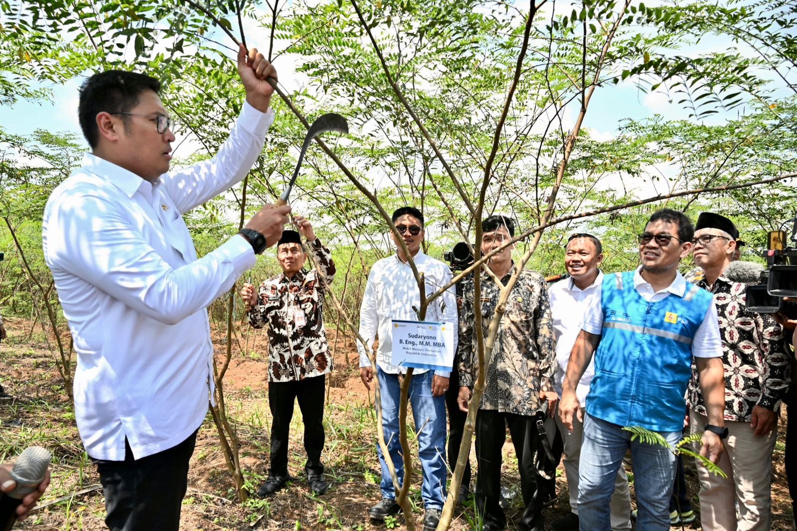 Terus Kembangkan Bahan _Co-Firing_ Biomassa, PLN Bersama Kementan Luncurkan Model Pertanian Terpadu