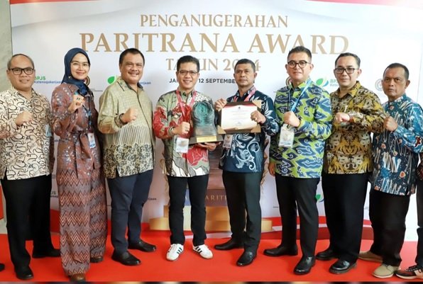 Pemkab Bandung Raih Penghargaan Paritrana Award 2024 Tingkat Nasional Kategori Pemerintah Kabupaten/Kota Terbaik Coverage Zona Jawa Bali