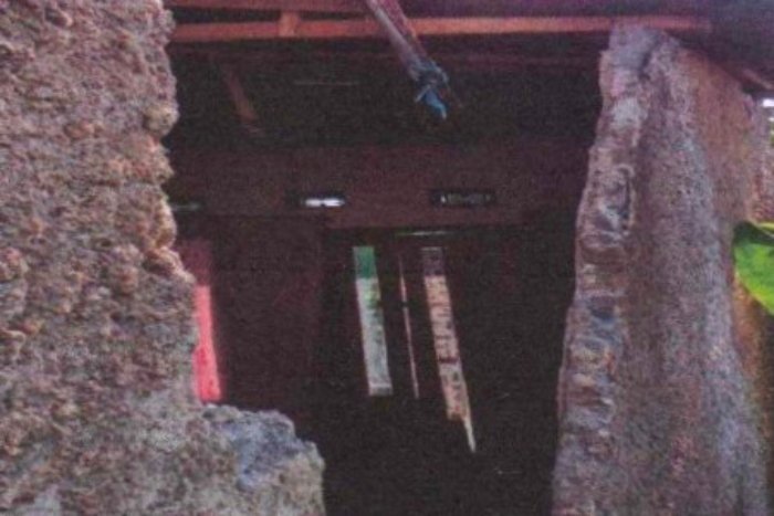 Satu Rumah di Cikalongwetan Bandung Barat Rusak Terdampak Gempa
