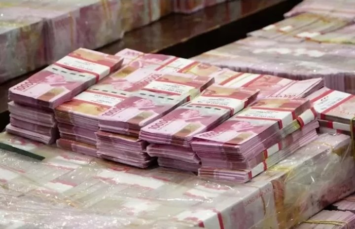 Bareskrim Gerebek Sindikat Percetakan Uang Palsu, Sekali Cetak, Produksi 12 Ribu Lembar 100 Ribuan