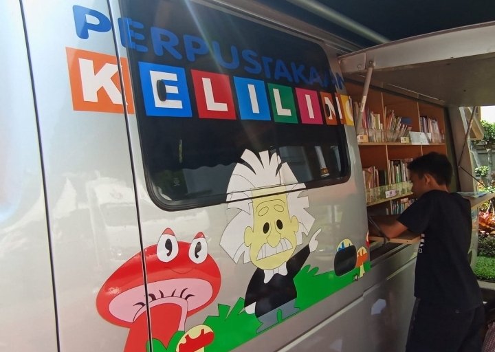 Layanan Perpustakaan Keliling Dispusipda Jabar Tumbuhkan Minat Baca