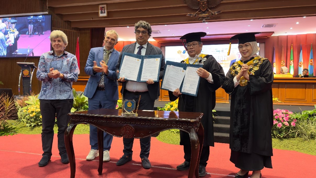 Kolaborasi Universitas Padjadjaran dan Universitas Catania, Luncurkan Pusat Kajian Pengurangan Bahaya