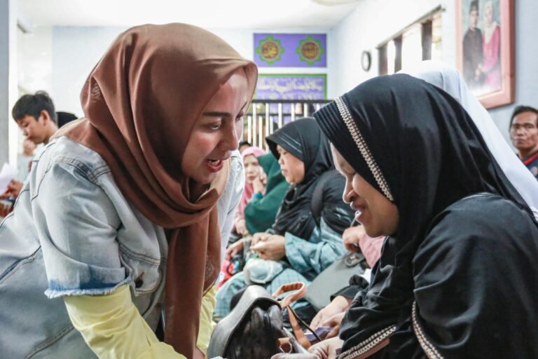 Istri Arfi Ikut Blusukan Serap Aspirasi Masyarakat